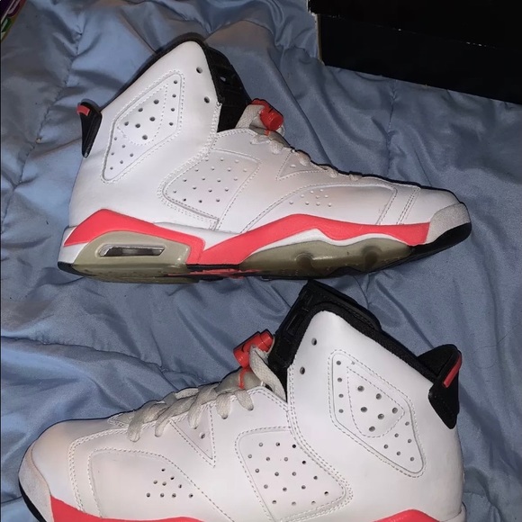 Jordan 6 (Gs) white infared sneakers - Picture 8 of 10